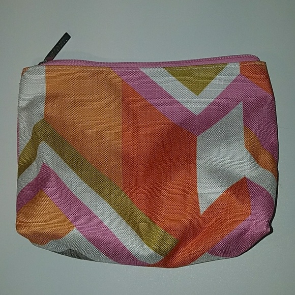 Clinique Handbags - Clinique makeup bag Clinique Handbags - Clinique makeup bag